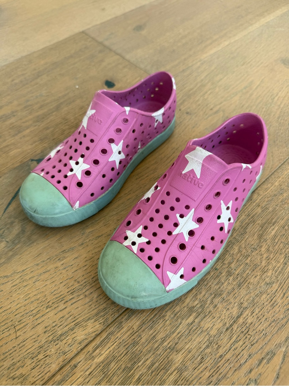 Native Kids Pink Star Shoes with Mint Toe 12